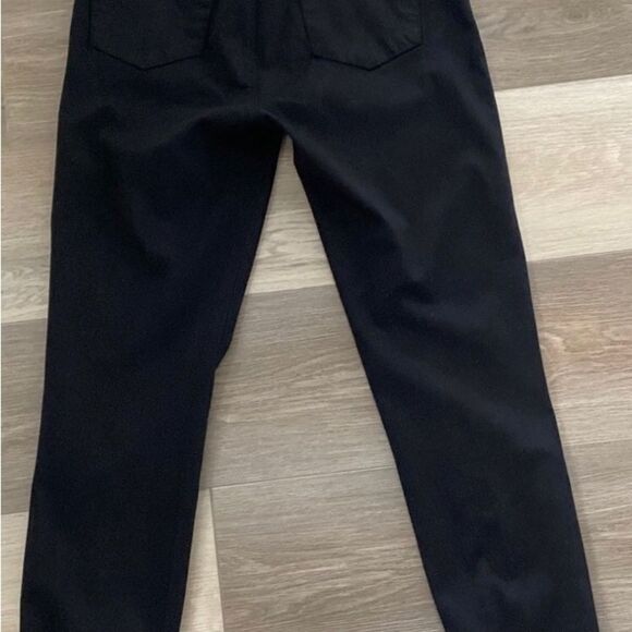 J Brand Jeans Women’s Size Waist 27 Color Black Mid- Rise Anja Cuffed Crop - Picture 3 of 10